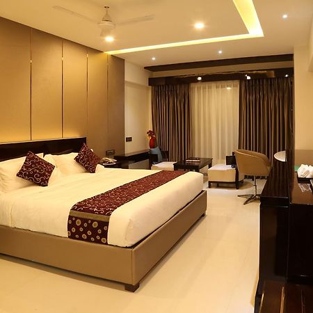 Hotel Atithi Aurangabad  Exterior photo