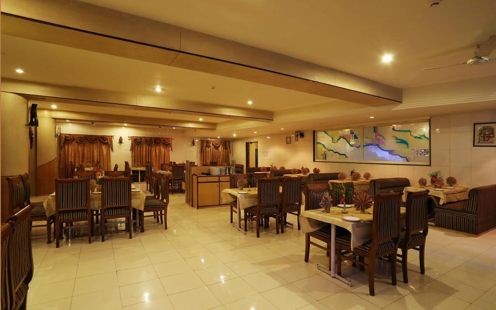 Hotel Atithi Aurangabad  Exterior photo