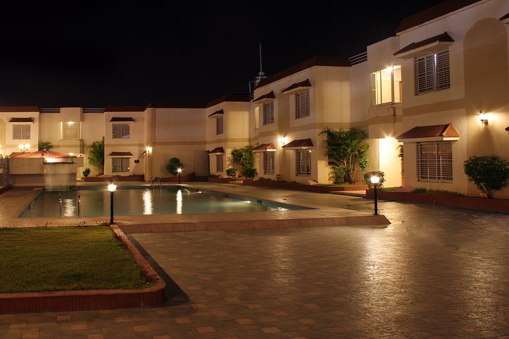 Hotel Atithi Aurangabad  Exterior photo