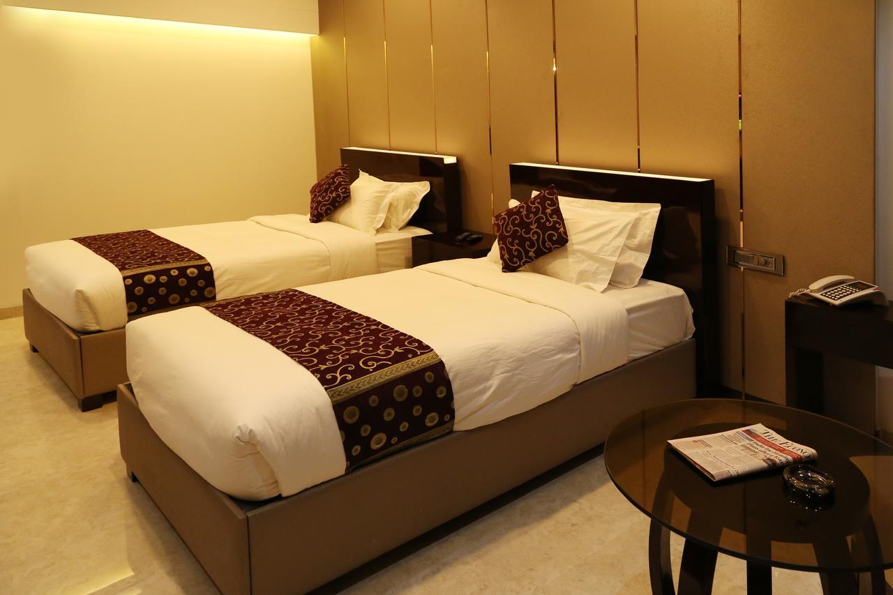 Hotel Atithi Aurangabad  Exterior photo